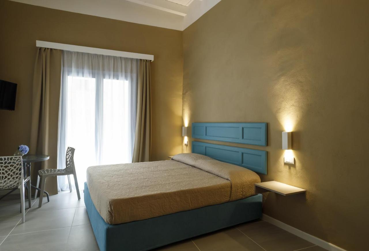 Palazzo Mancina Hotel ตราปานี ภายนอก รูปภาพ