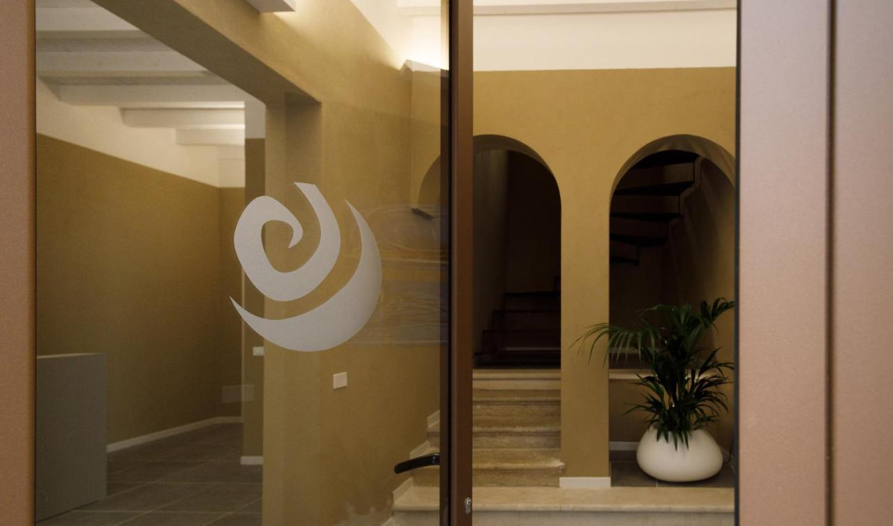 Palazzo Mancina Hotel ตราปานี ภายนอก รูปภาพ
