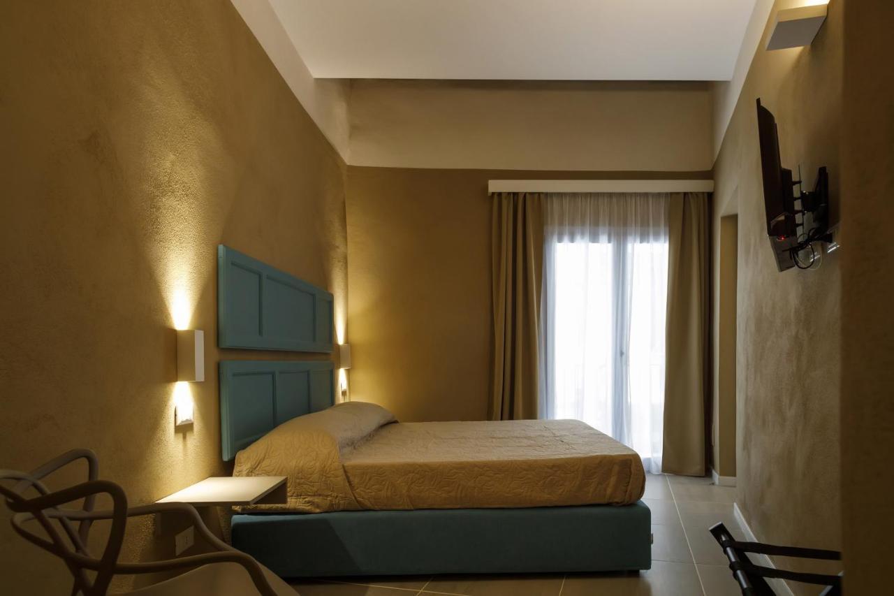 Palazzo Mancina Hotel ตราปานี ภายนอก รูปภาพ